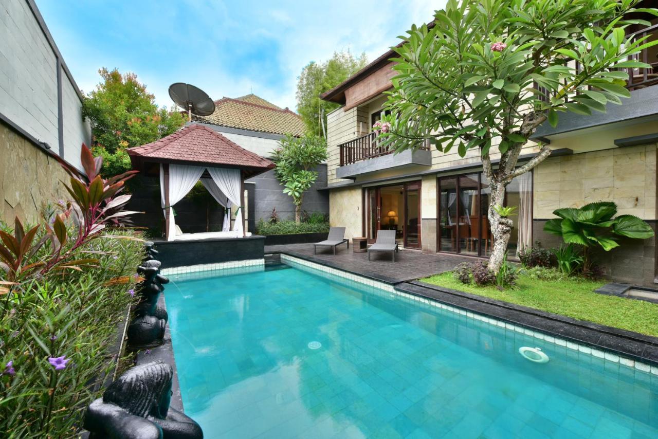 The Khayangan Dreams Villa, Seminyak Bagian luar foto