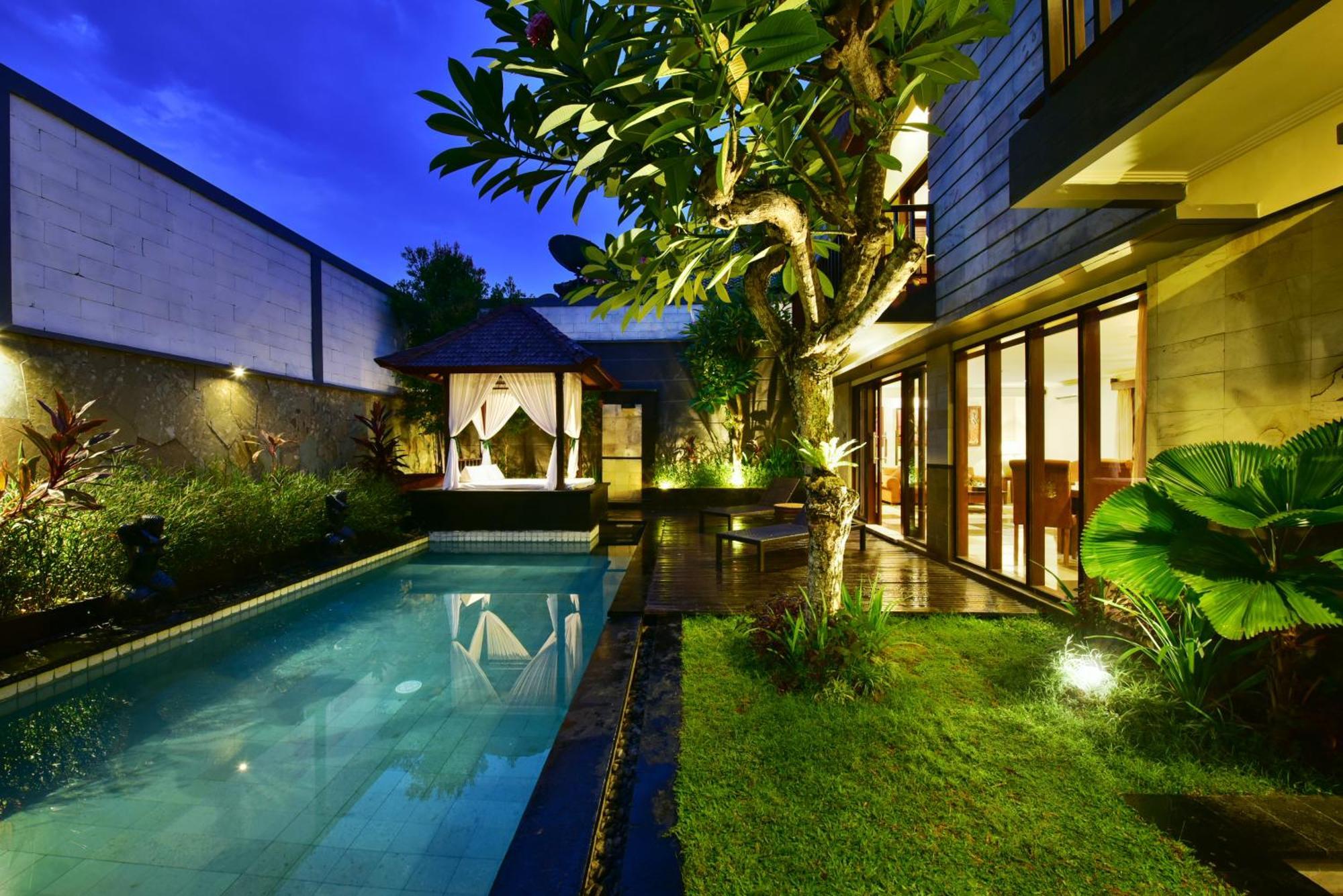 The Khayangan Dreams Villa, Seminyak Bagian luar foto