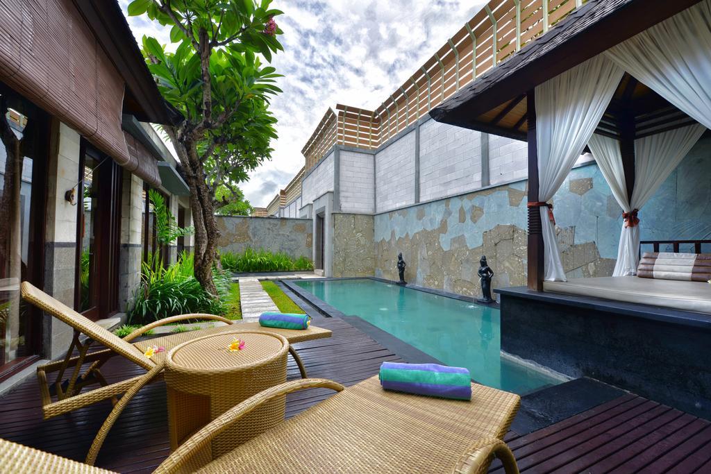 The Khayangan Dreams Villa, Seminyak Bagian luar foto