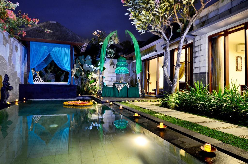 The Khayangan Dreams Villa, Seminyak Bagian luar foto